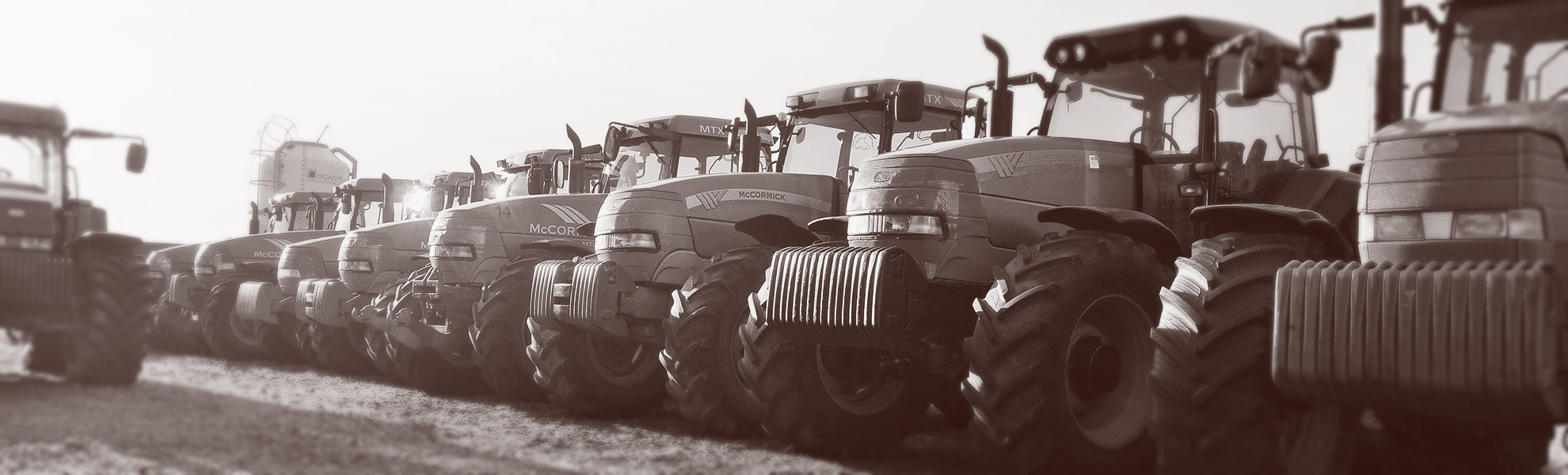 Ilgalaikė ir trumpalaikė traktorių nuoma