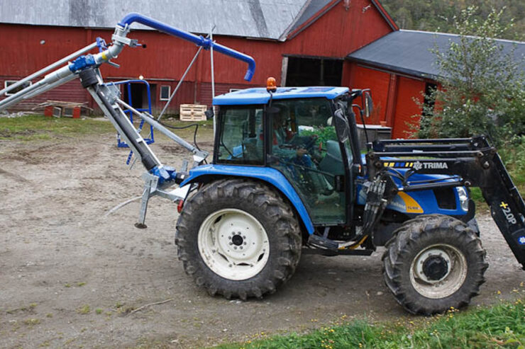 Švediški "Sveaagri" traktoriaus varomi srutų siurbliai